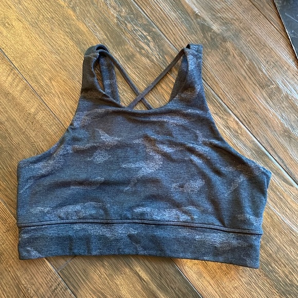 Vuori Black Strappy Sports Bra - Picture 6 of 6